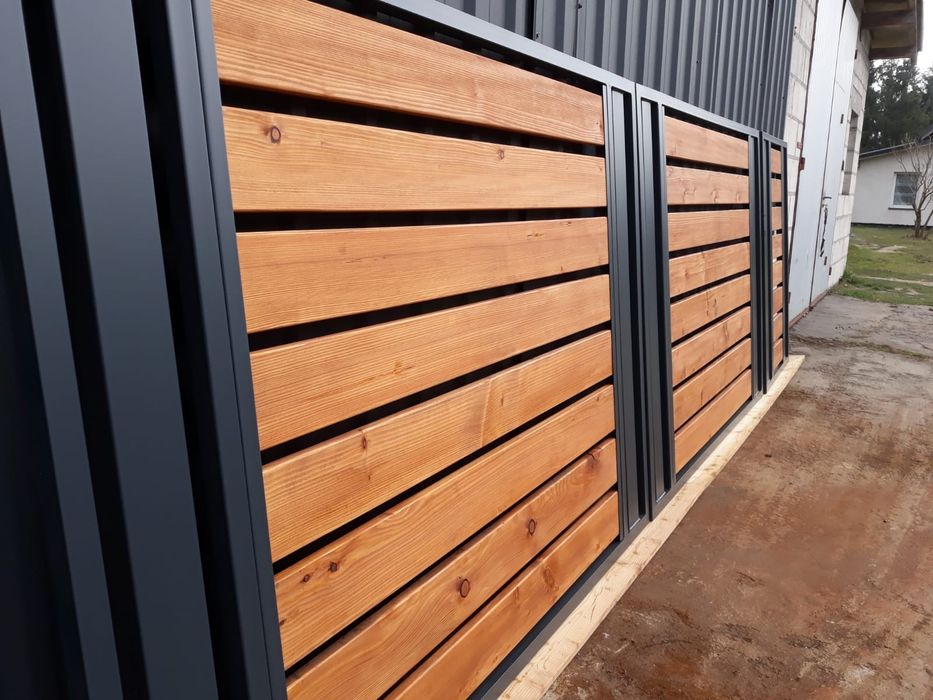 Brama dwuskrzydłowa wraz z furtką