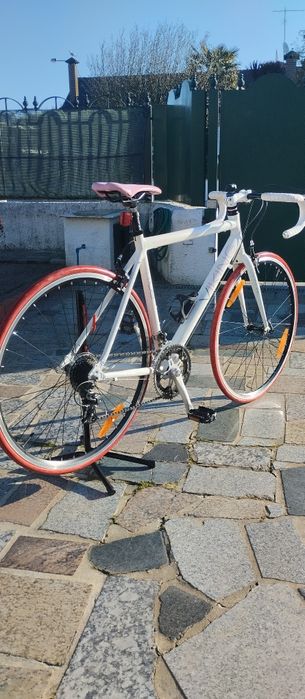 Bicicleta estrada senhora