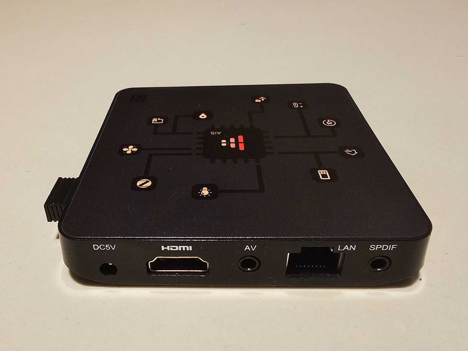 Home assisatnt AISPEAKER DEV2 z głośnikiem, pilotem i ZIGBEE