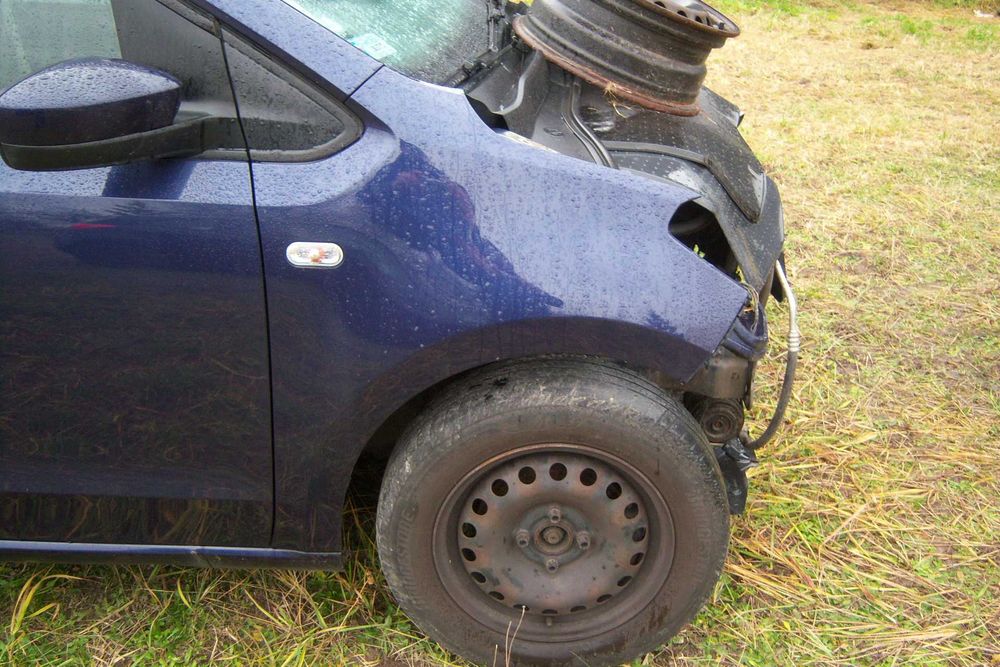 Skoda Citigo błotnik prawy kolor LR5R