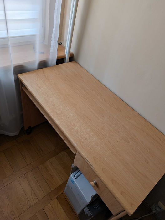 Sprzedam używane biurko