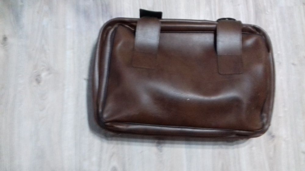 Walizka skórzana PRL.