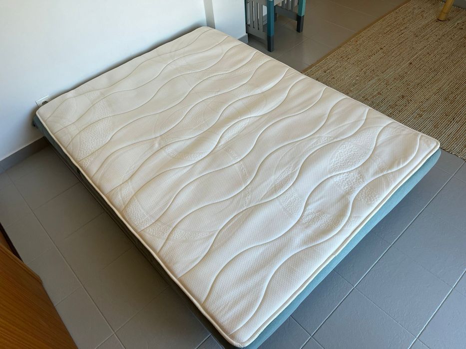 Sofá-cama / Banco clic-clac com sobrecolchão