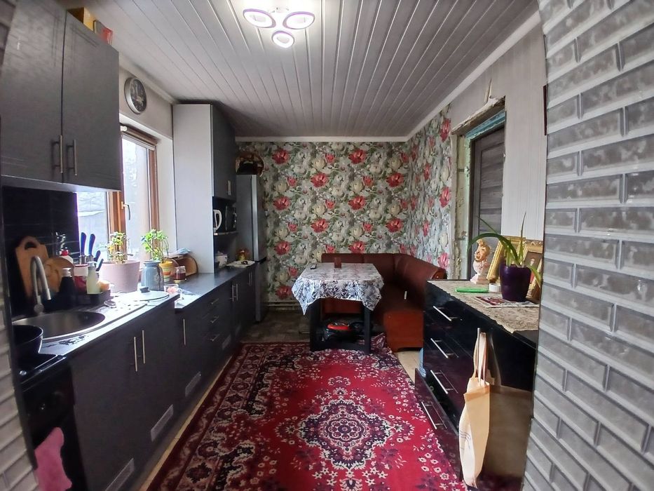 Будинок з ремонтом 70м2 10 соток