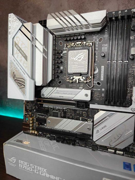 Материнська плата Asus Rog Strix B760-G Gaming Wifi (LGA1700) 12-13-14