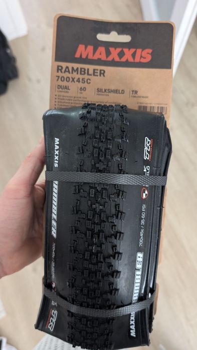 2 sztuki. Nowe Opony Maxxis Rambler 700x45C Silkshield