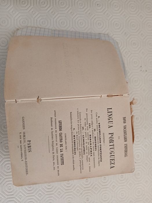 Dicionário de Língua Portuguesa