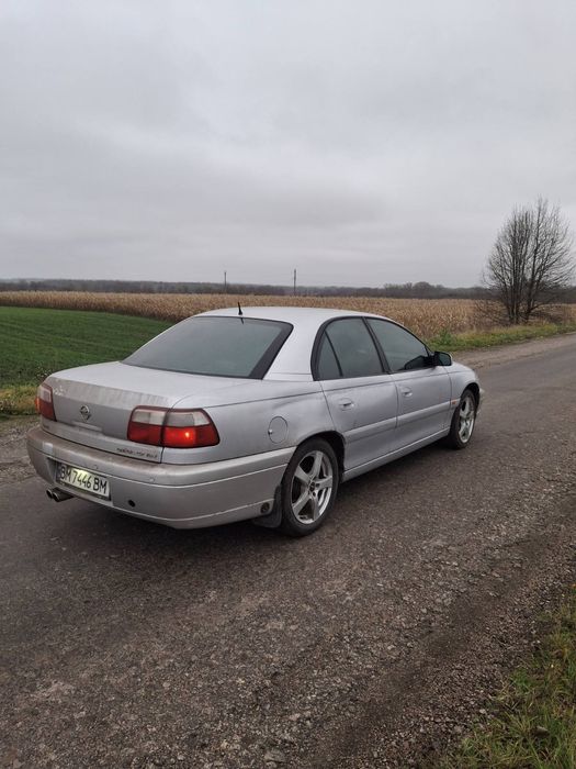 Опель Омега б. 2000р