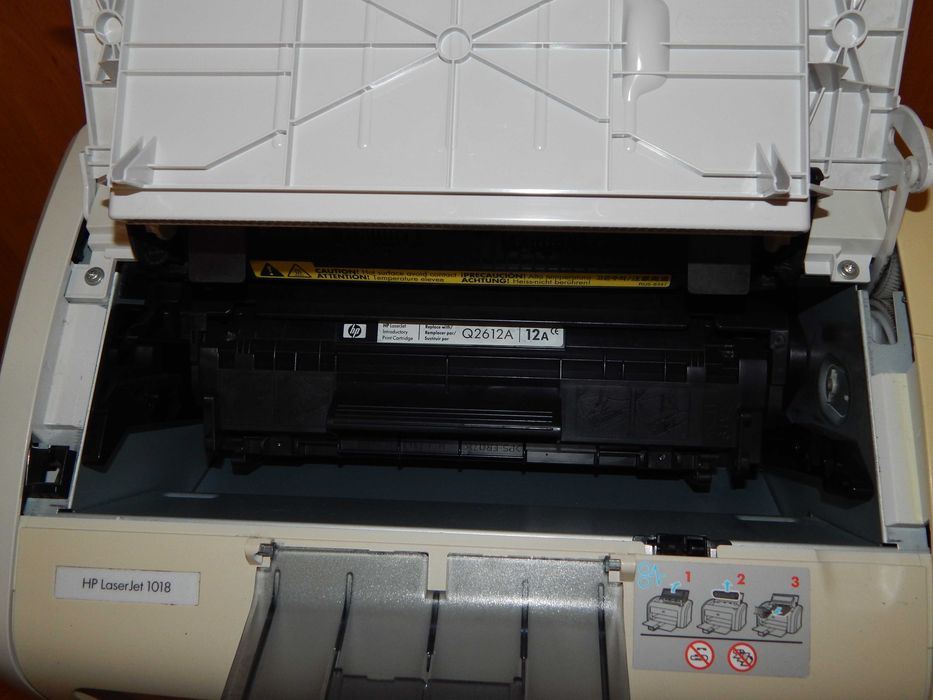 Принтер лазерний HP 1018