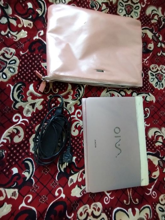 Ноутбук Sony Vaio SVE14AG15M на запчастини