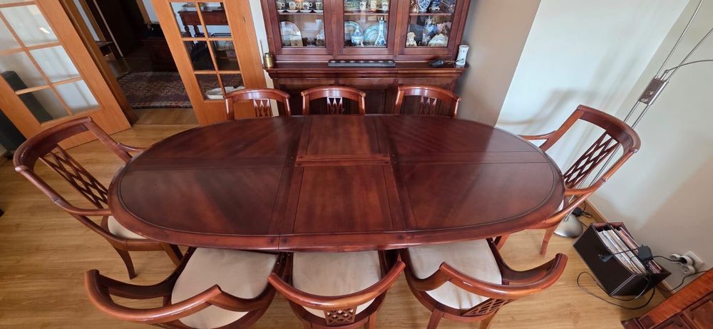 Sala completa em madeira