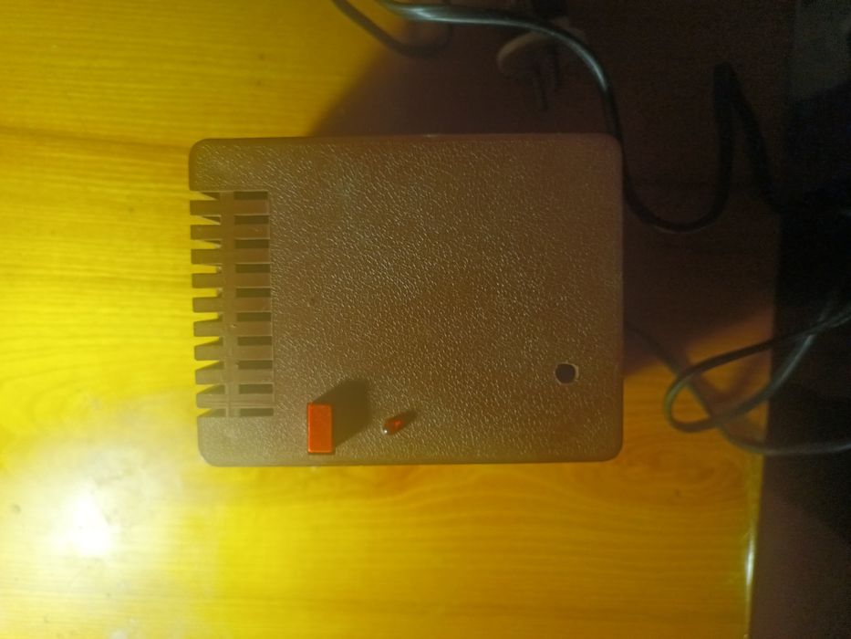 Продам блок питания 220/1,5-20v