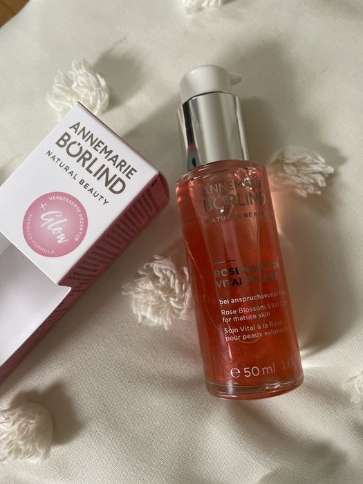 AnneMarie Borling Serum emulsja Natural Beauty Glow 50 ml Rose Blossom
