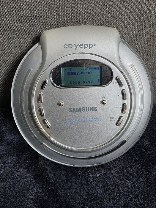 Samsung Digital Portable CD Player MCD-hf200s