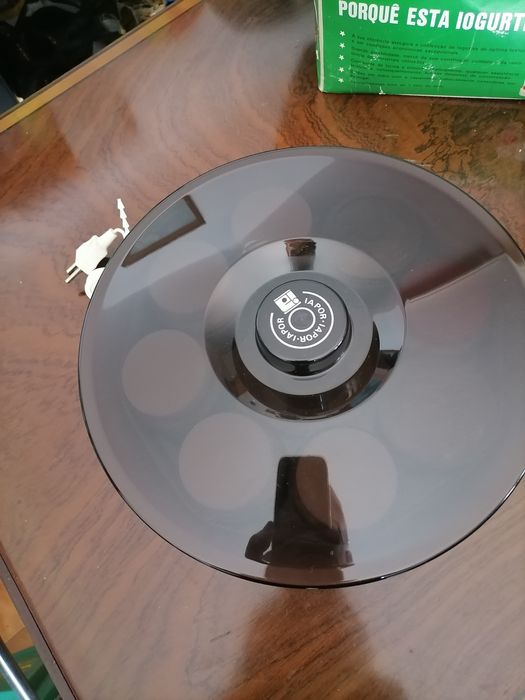 Yogurteira eléctrica nova nunca foi utilizada