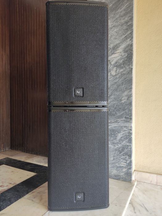 EV ELX 115P Coluna Amplificada 1000W 134dB 15