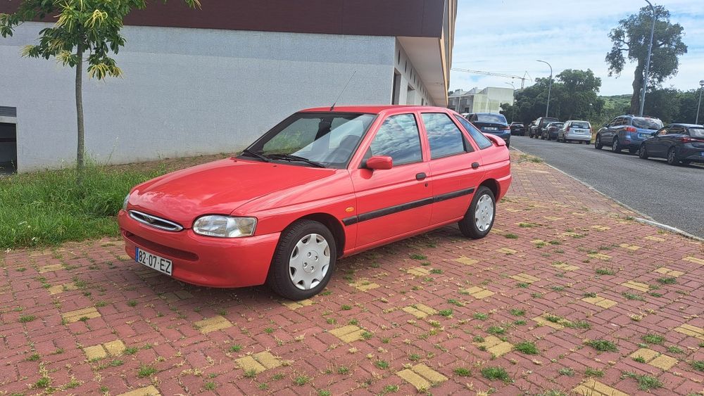 Ford Escort 1.3 Impecável