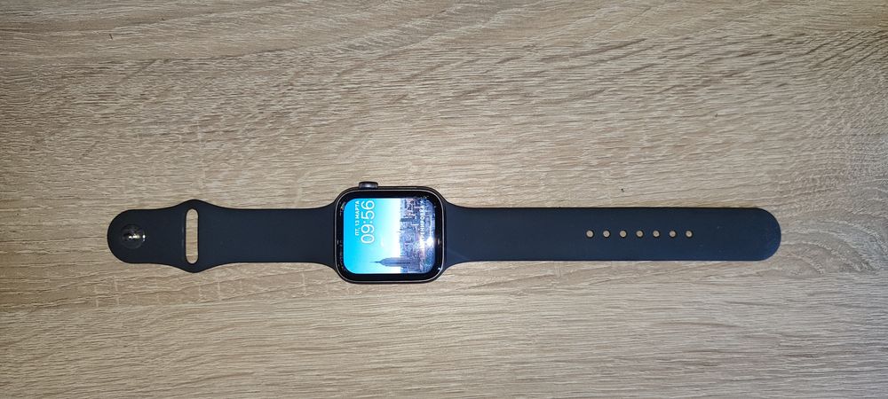 Apple Watch SE, 44мм