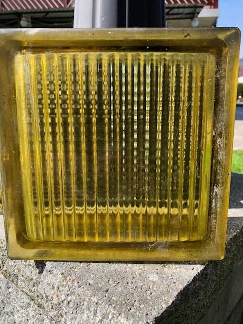 Pustaki szklane Luksfery