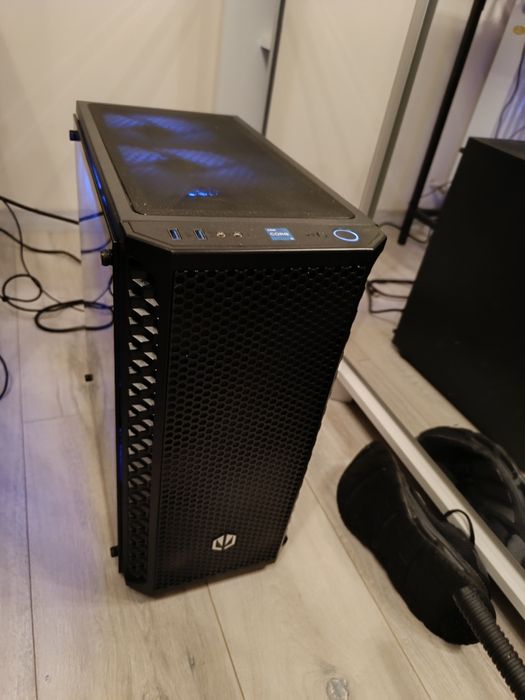 Komputer Stacjonarny i5-13600kf RX9070XT 32GB DDR4 2TB SSD M.2 +AIO240
