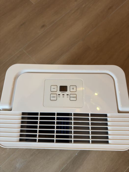 Desumidificador BECKEN 10L BDH4757 (2.1 L - 10 L/dia) como Novo