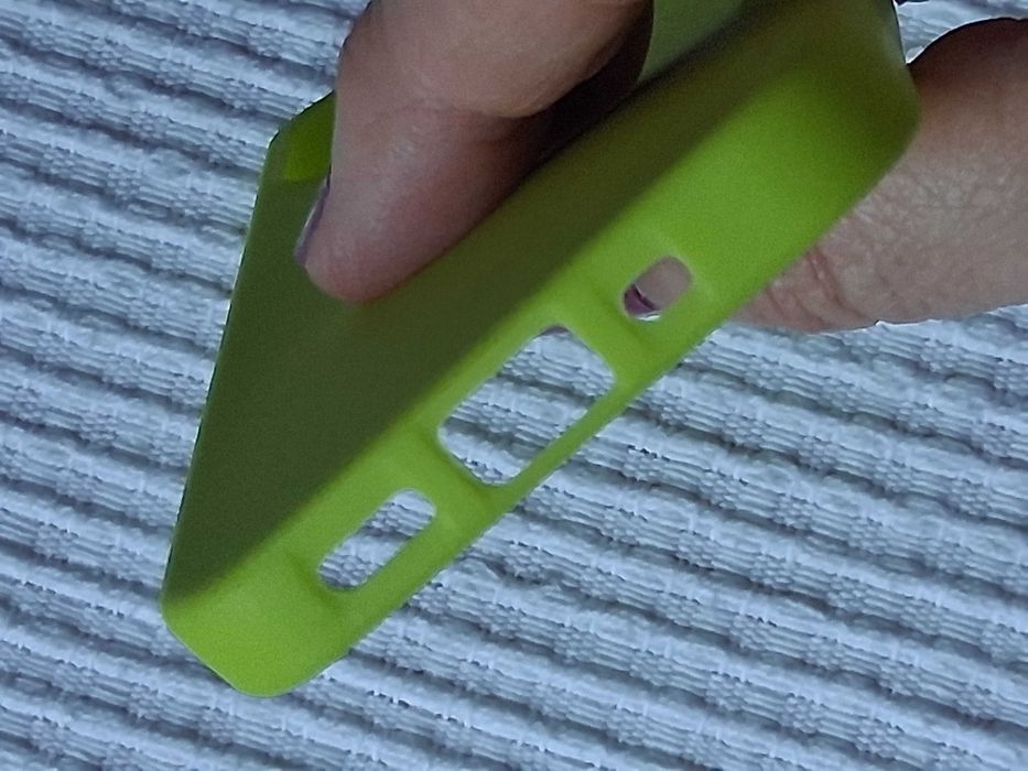 Capa iphone verde, semi-rígida SBS (Portes incluídos)