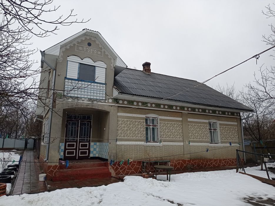 Продається будинок в селі Михайлівка.