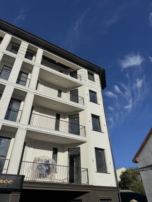 Продаж 1 кім + кухня студія МІНІНА паркова зона Щербанюка