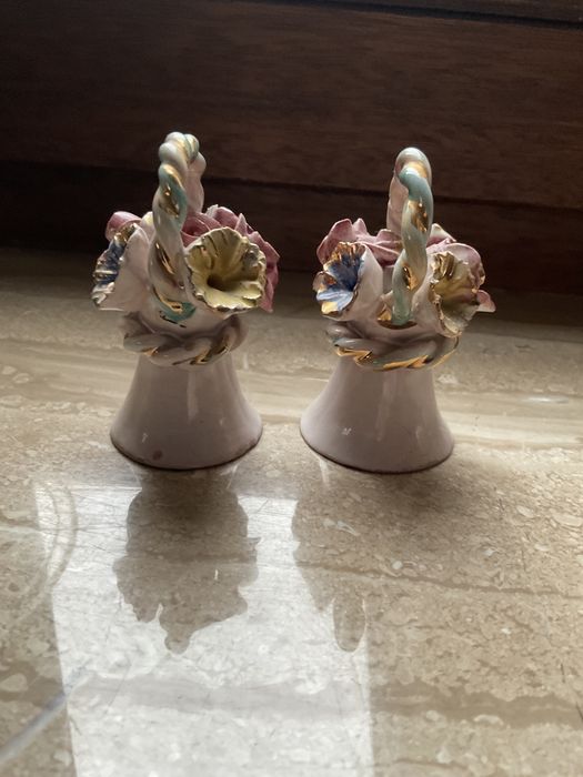 Koszyczki z kwiatami pokryte porcelaną/nowe