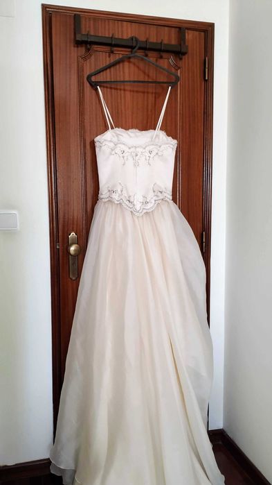 Vestido de Noiva em bom estado