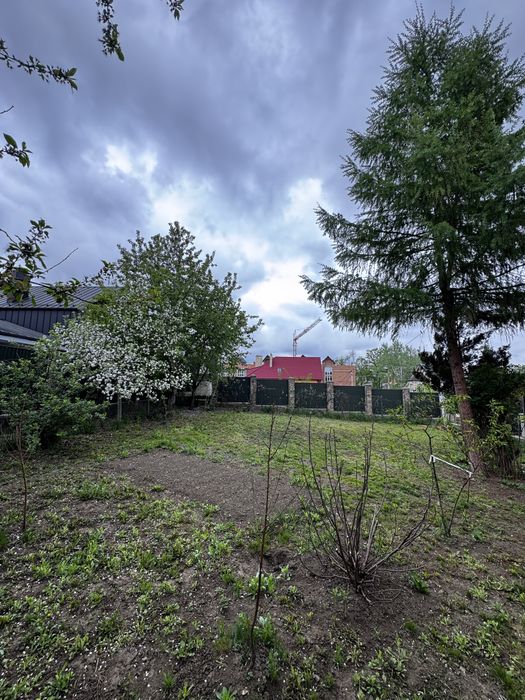 Авторський Будинок з Басейном та Укриттям - район Кварцу