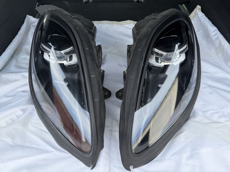 Фары Porsche Macan 2021 LED PDLS Европа оригинал комплект