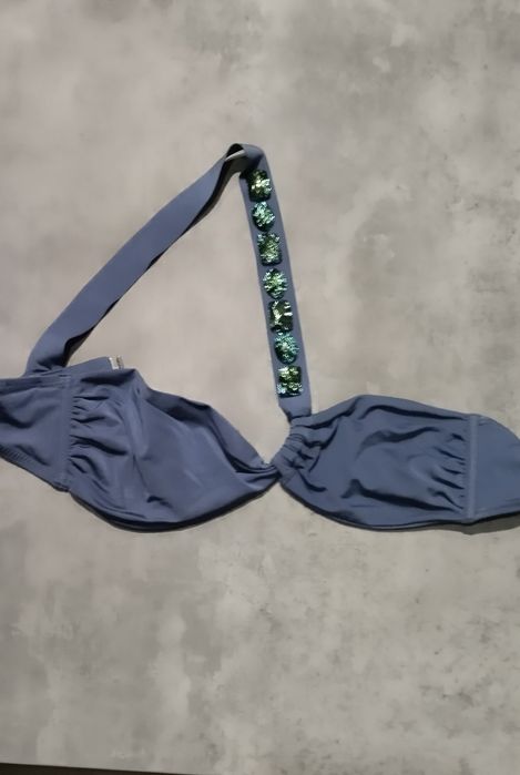 Parte superior de biquíni