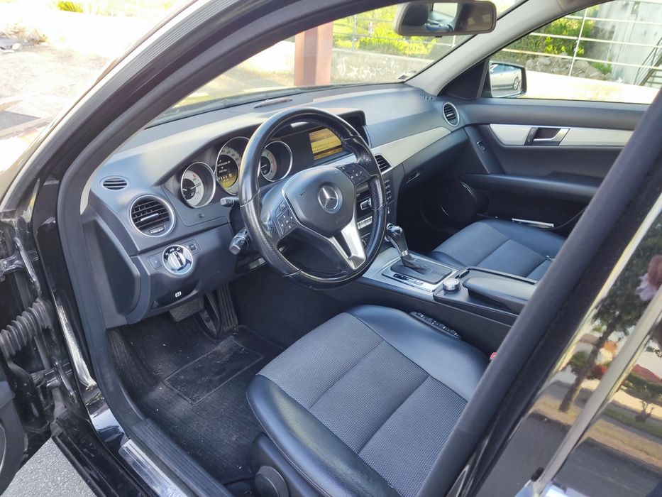 Mercedes c2200 CDI automática Palmeira • OLX.pt