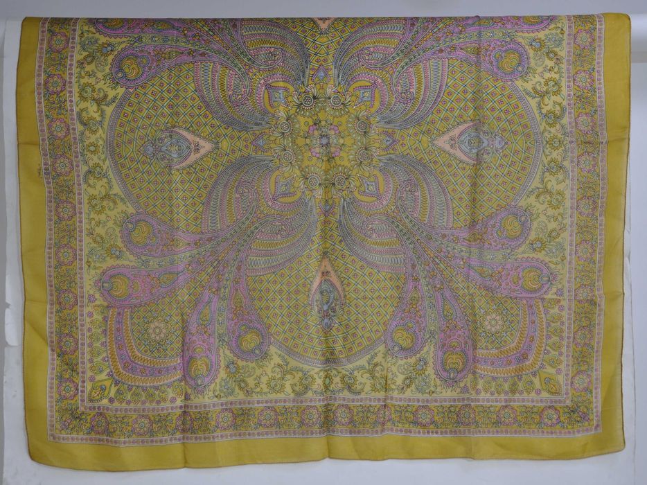 Chusta Apaszka Szal Szalik Damska Jedwabna Jedwab z Indii 102x98cm