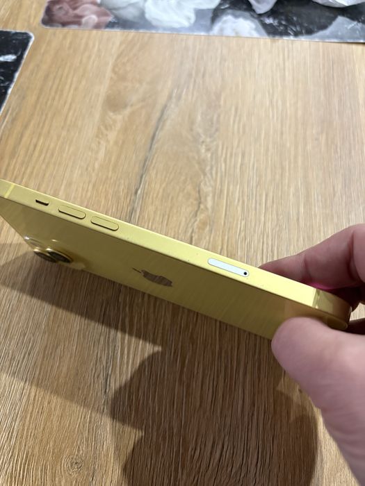 Sprzedam iphone 14 plus