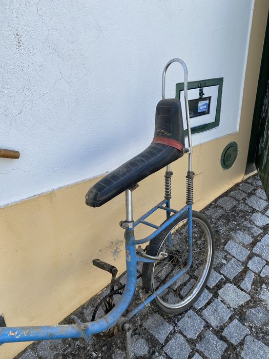 Bicicleta Vilar tipo chopper classica
