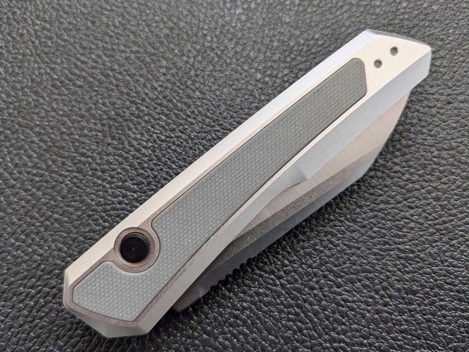 Ніж Kershaw 7050. автоматичний викидний ніж