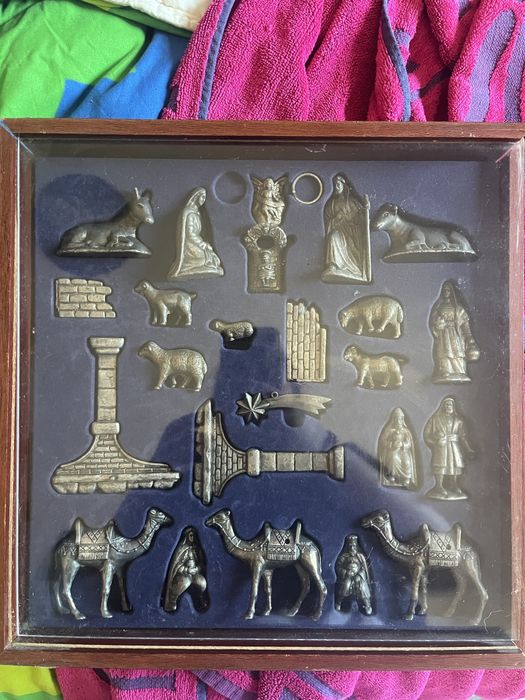 Presepio  metal  antiguidades