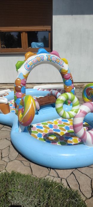 Basen ogrodowy  Cand piekny