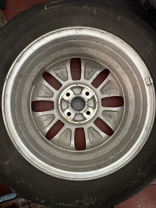 Диск R15 + KUMHO solus kh17 185/65 Шина на Kia Rio
