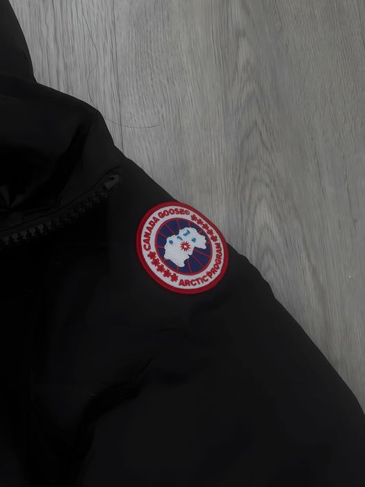 Canada goose Macmillan