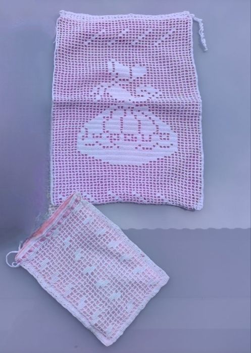 Conjunto de 2 sacos do pão em crochê feito à mão.