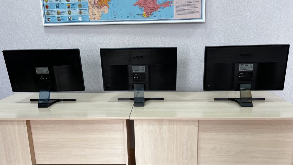 Продам 3 LED монітори Sumsung