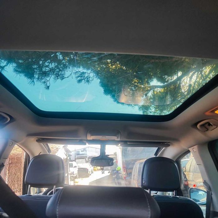 Opel Zafira 1.6 Cdti com teto panorâmico e possibilidade de troca