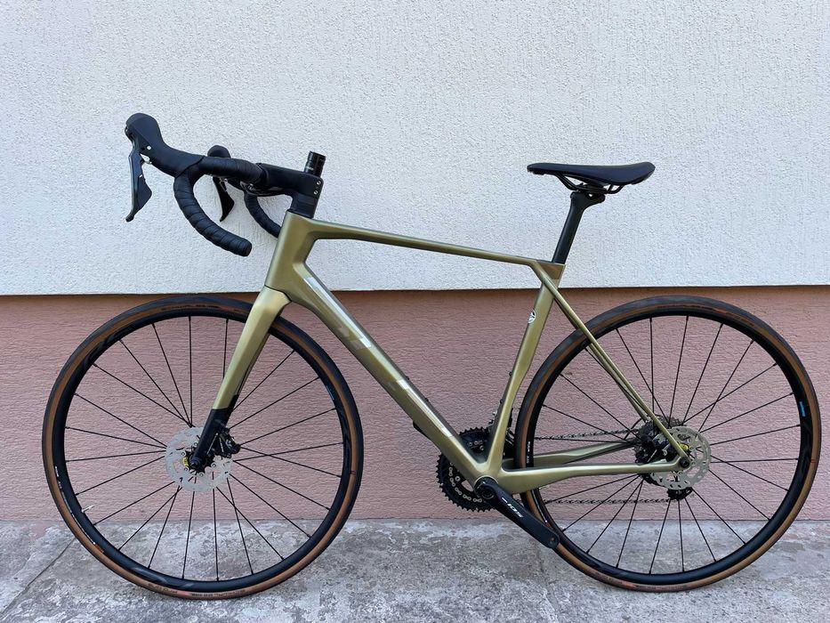 Rower szosowy road + Superior X-Road Team Comp GR, Shimano 105