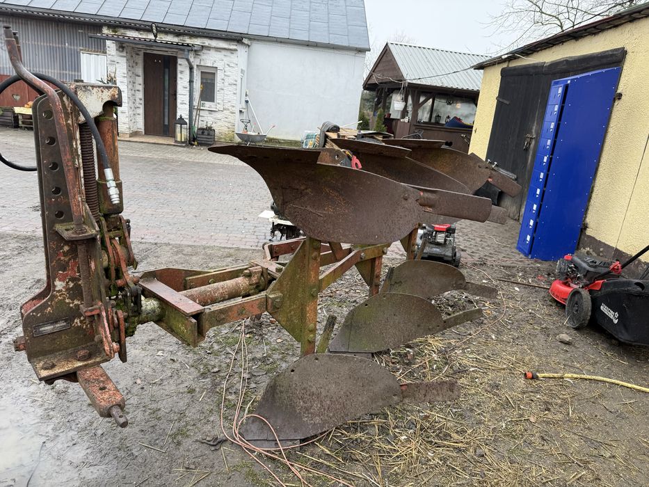 plug obrotowy 3 skibowy