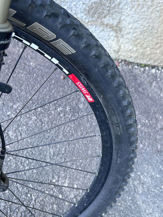 Bicicleta Bergamont em carbono