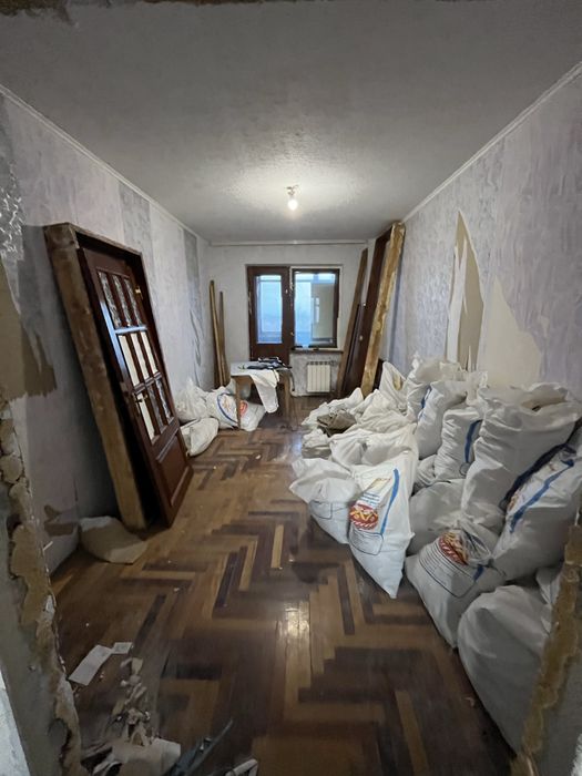 Будівельне сміття на підсипку бій бетону