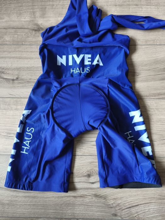 Nowe niebieskie spodenki rowerowe na szelkach Nivea
